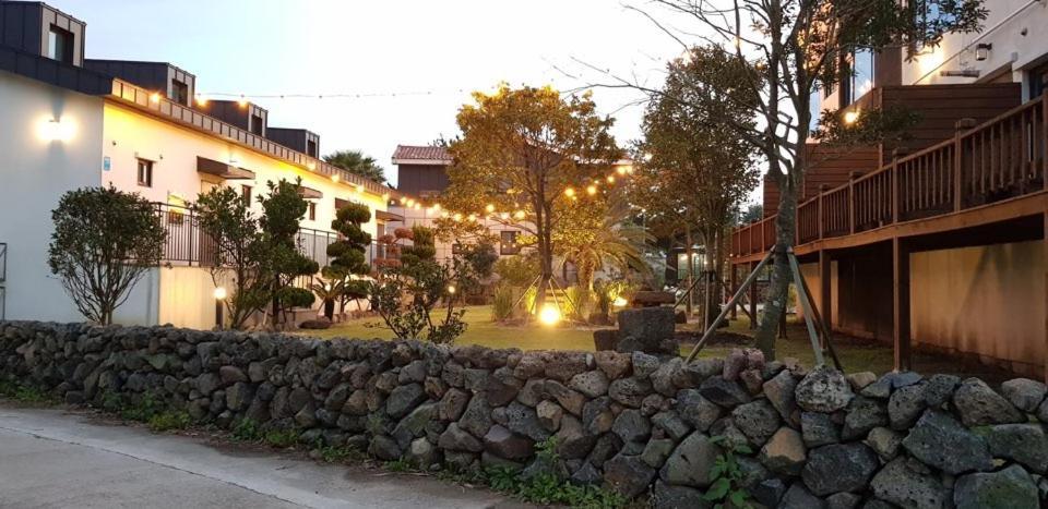 서귀포 Jeju Abientot 빌라 외부 사진